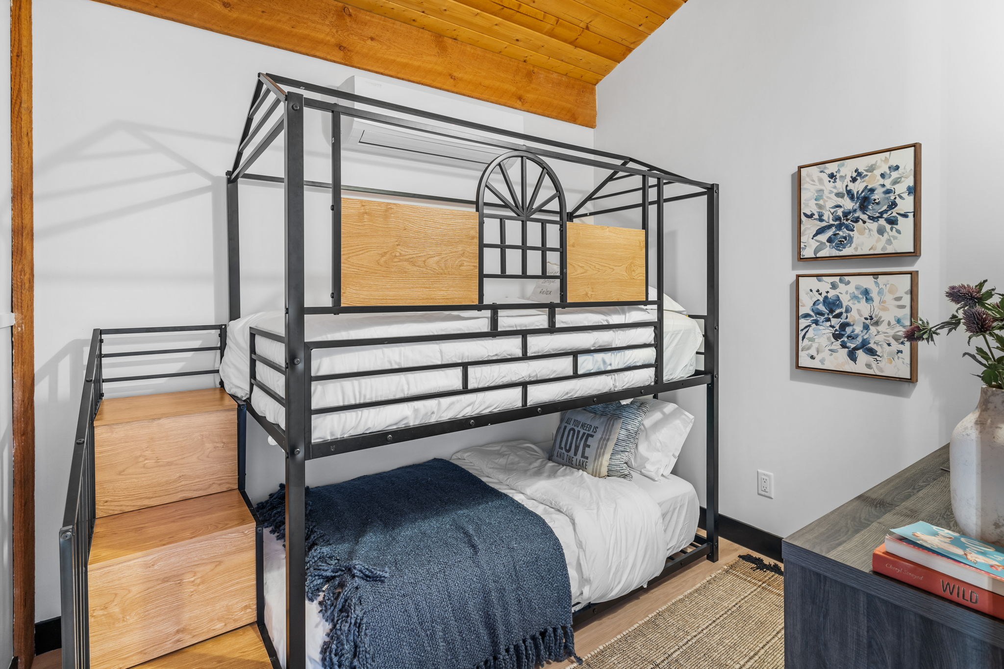 16-web-or-mls-4215 Westside Rd (23)
